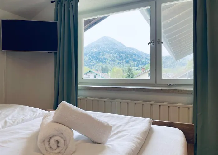 Kleines Nest Mit Bergblick